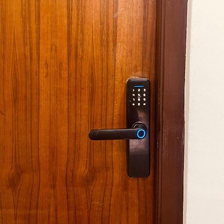 Newa Service Apartment ラリトプル エクステリア 写真