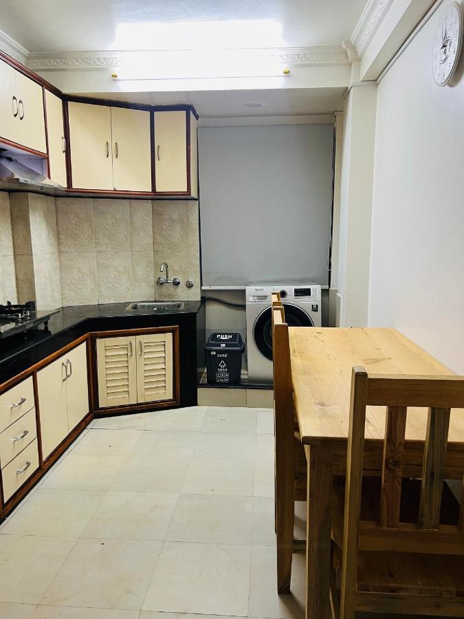 Newa Service Apartment ラリトプル エクステリア 写真